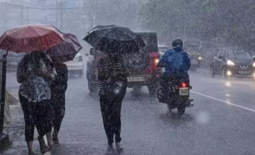 Weather Forecast: होली पर होगा आसमान में काले बादलों का साया, इन राज्यों में होगी झमाझम बारिश