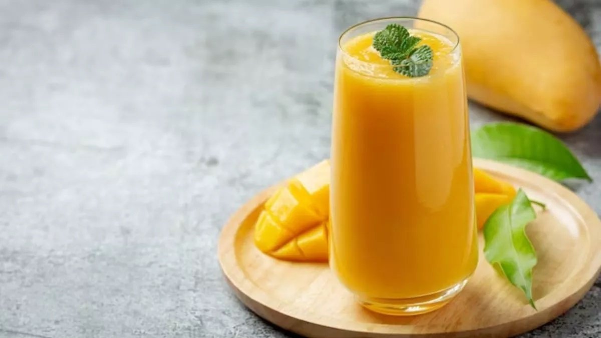 Mango Milkshake Recipe: इस तपती गर्मी सेहै परेशान, तो पिएं मैंगो मिल्कशेक, ये रही बनाने की विधि,