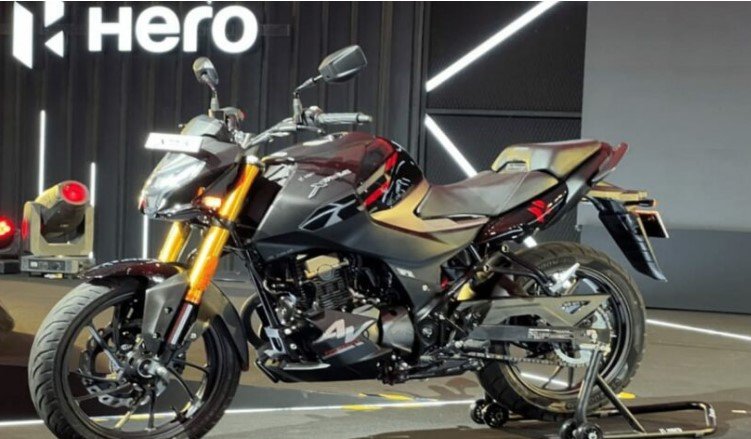 Hero Xtreme 200S 4V - 200cc इंजन वाली इस हीरो की बाइक ने सबको किया दीवाना, जानिए कीमत,