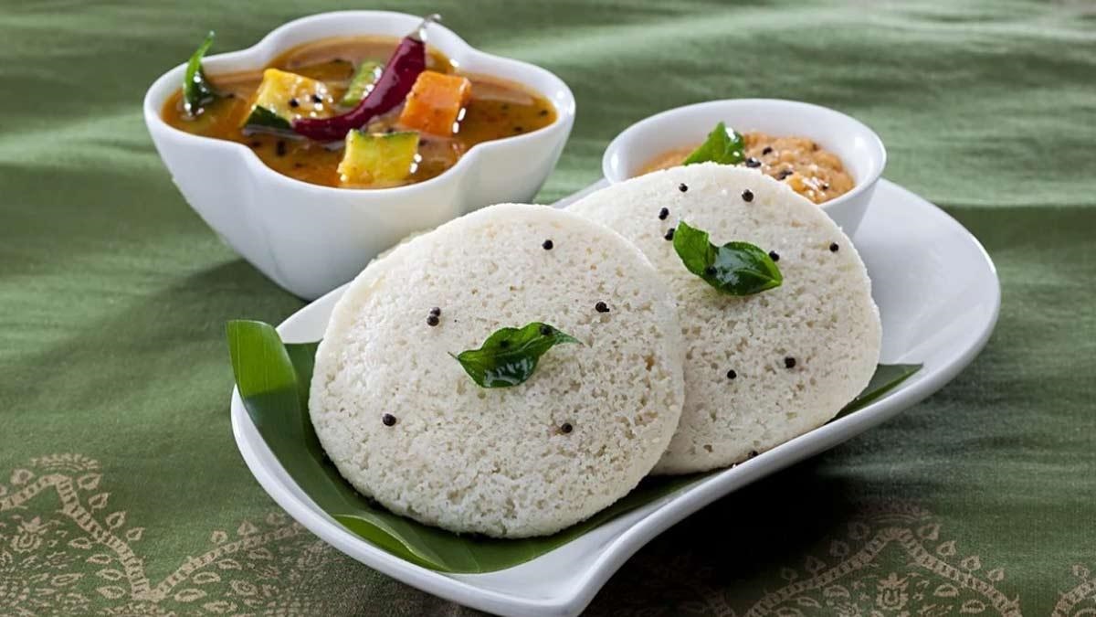 Instant Idli Recipe - आसानी से रात के बचे चावल से बनाएं रेस्टोरेंट स्टाइल टेस्टी इडली, जानिए रेसिपी,