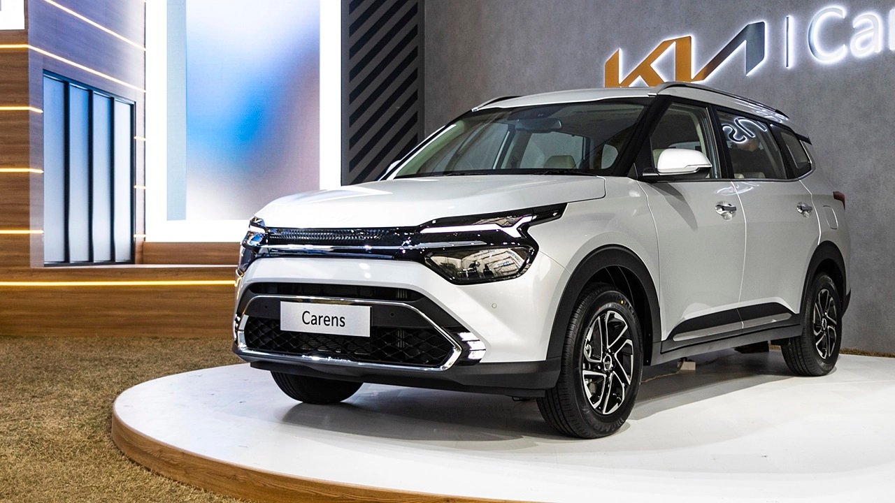 भारत में लॉन्च हुई Kia Carens X-Line, इसमें मिलेंगे ये एडवांस फीचर्स,