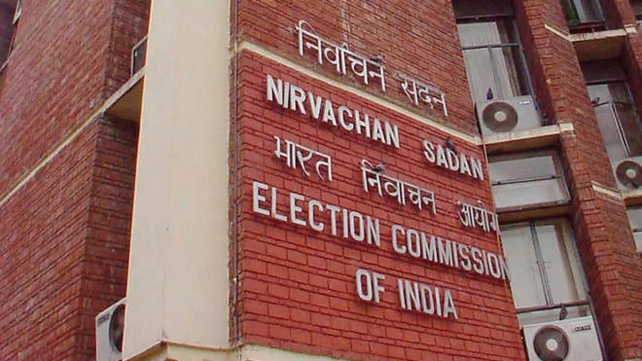 EC on Social Media - Election Commission's eye on campaigning through social media