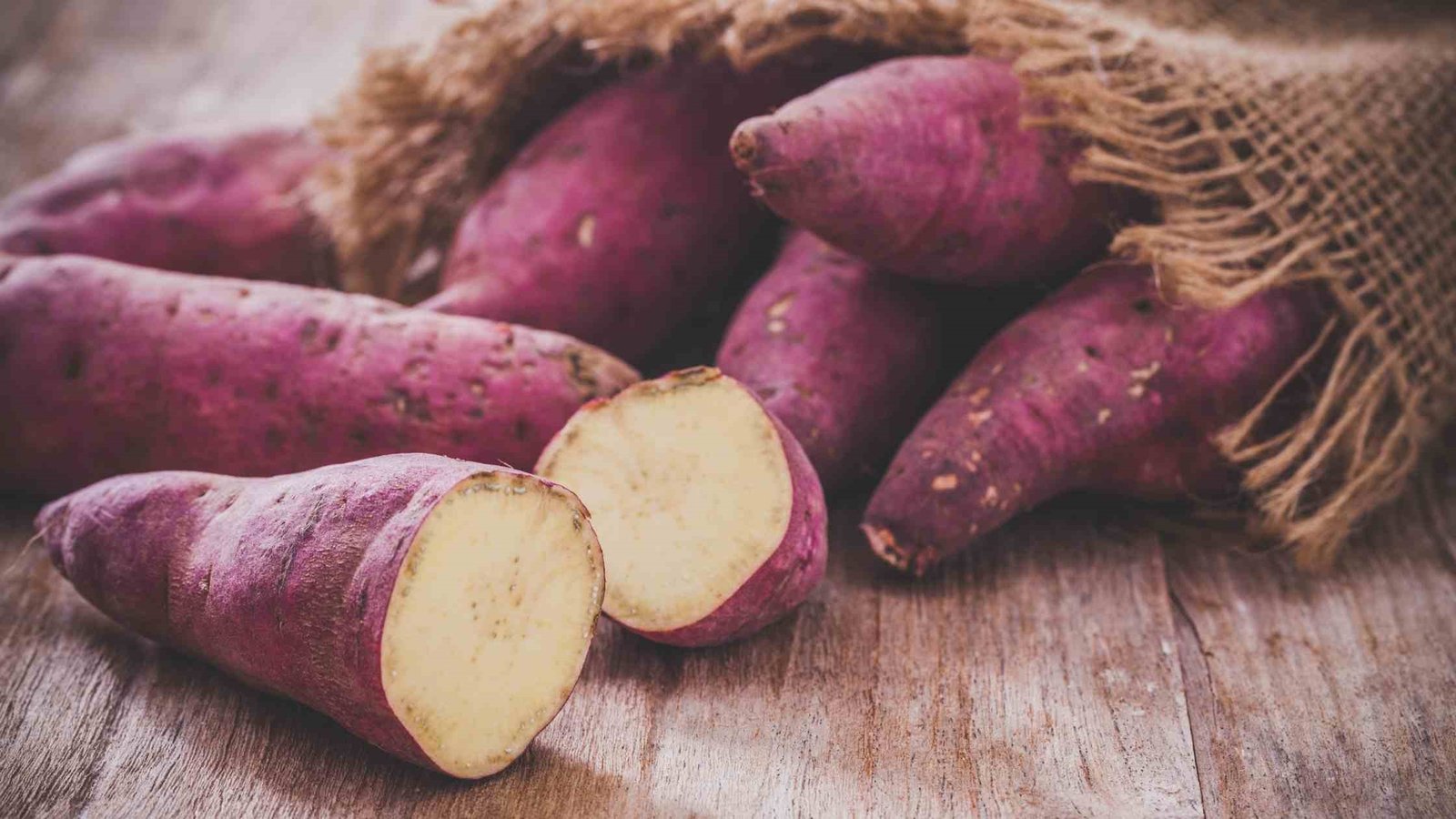 Benefit of Sweet Potato - जानिए सर्दियों शकरकंद खाने के फायदे,