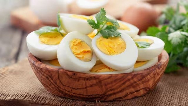 Egg Side Effects - Eating these things with eggs can cause problems