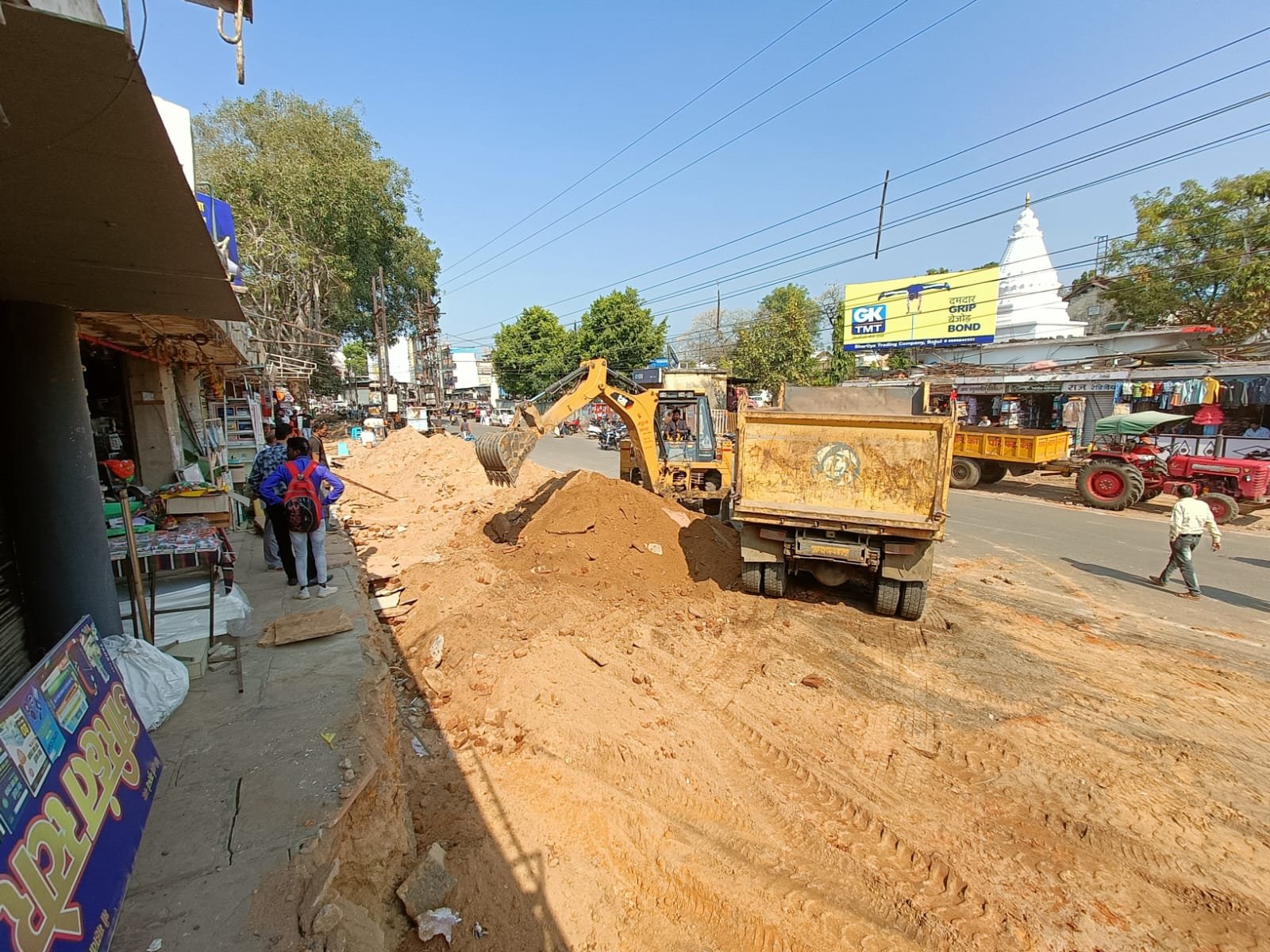 Action On Atikraman - Mega campaign of encroachment, platforms of MG Complex broken