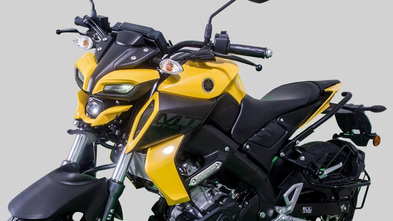 Yamaha MT 15 V2 बाइक के खतरनाक लुक पर फिदा हुए लोग, दमदार फीचर्स के साथ देखे कीमत,