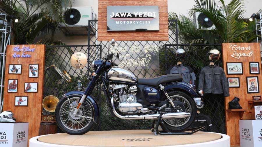 Jawa 350 Classic - New color of Jawa's powerful bike revealed in India