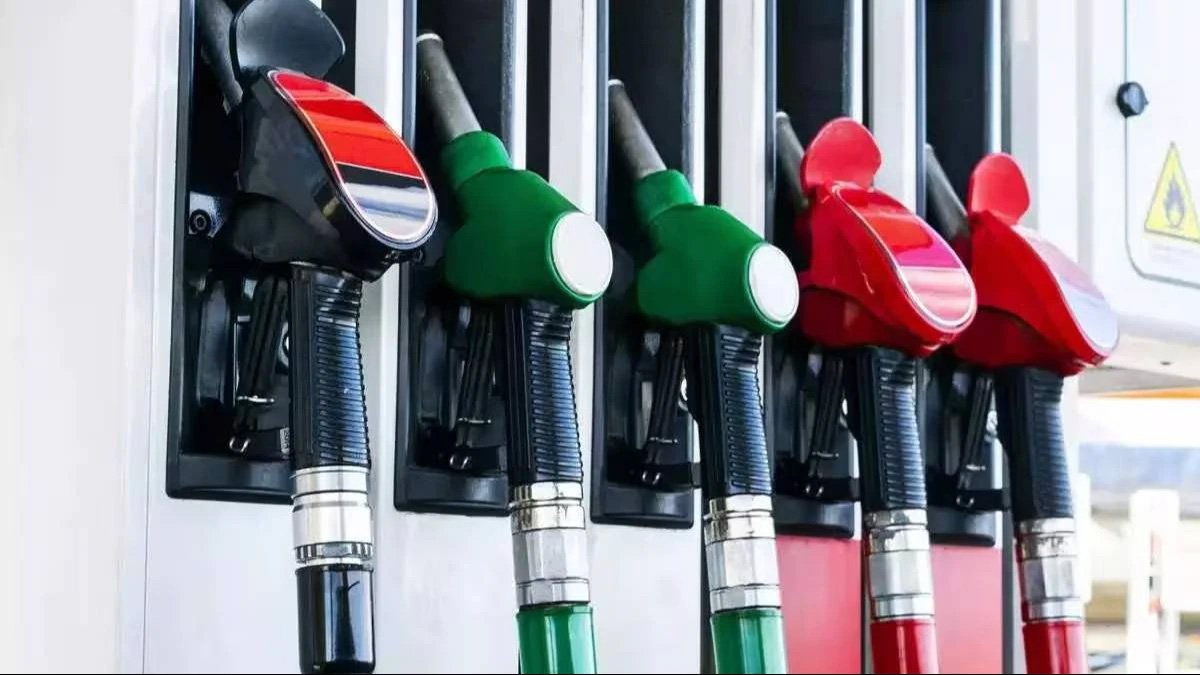 Petrol Diesel Rate | Petrol diesel prices reduced across the country after almost 2 years