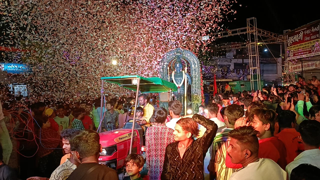 Shri Ram Navami The idol of Shri Ram Lalla was the center of attraction in the procession.