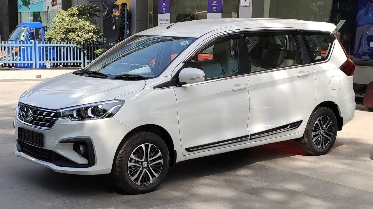 भारत की नंबर-1 MPV बनी Maruti की धांसू Ertiga! पैसा वसूल माइलेज और शानदार फीचर्स के साथ किफायती भी...