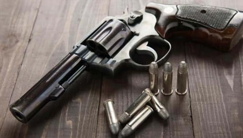 Accused arrested with pistol - Accused arrested with country made pistol and live cartridges