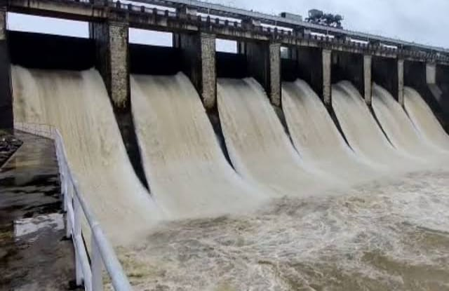 Betul Weather Update: 11 gates of Satpura Dam opened due to heavy rain